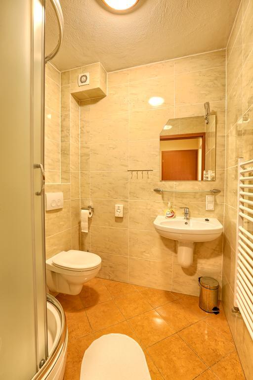 Hotel Tenis Chrzastowice Room photo